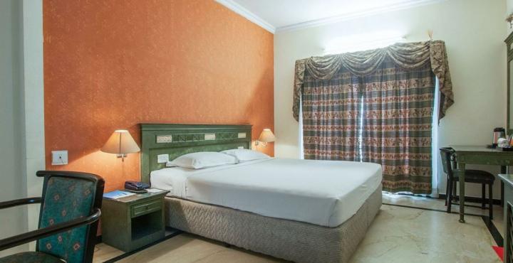 Glm Meridian Chennai Esterno foto